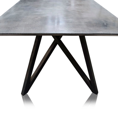 Spider Dining Table