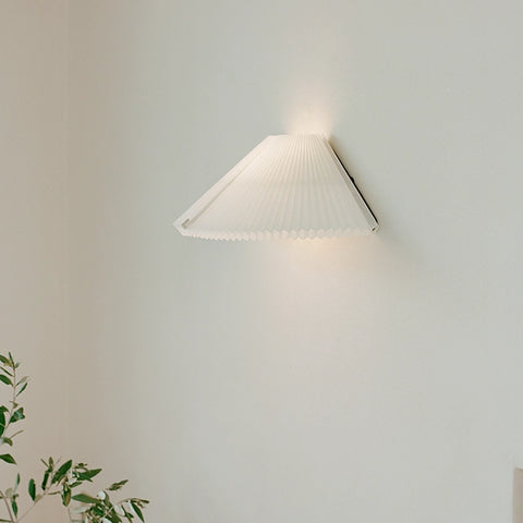 Nebra Wall Lamp