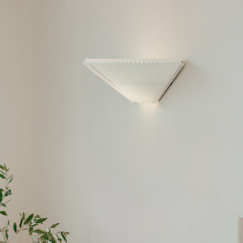 Nebra Wall Lamp